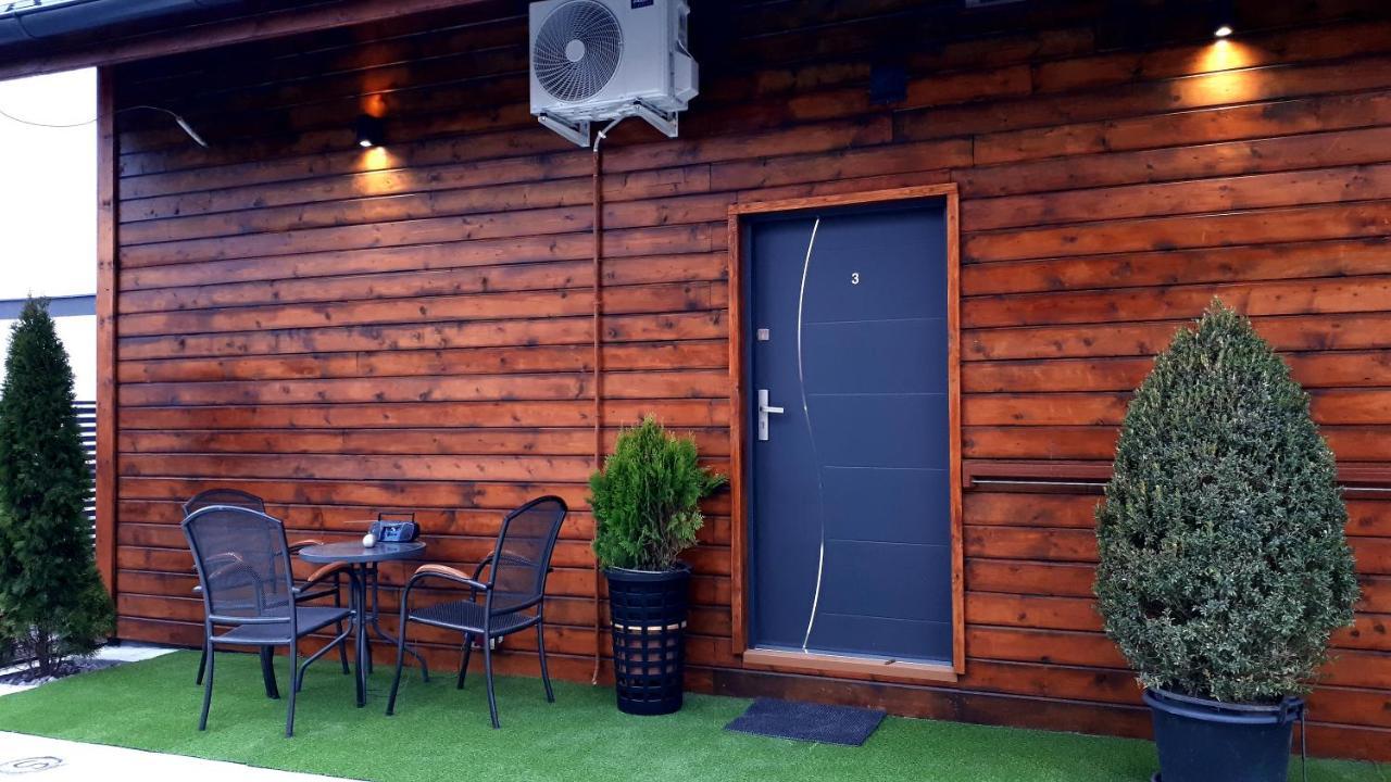 Penzion Florens, Nesvady 外观 照片
